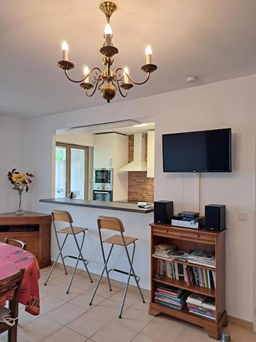 Le Majestic - Equipe, Parking & Climatisation Apartamento